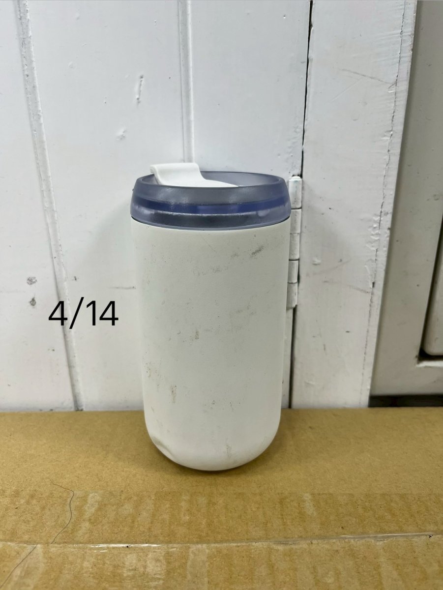 白色水壺