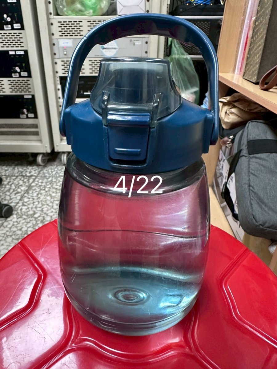 深藍水壺