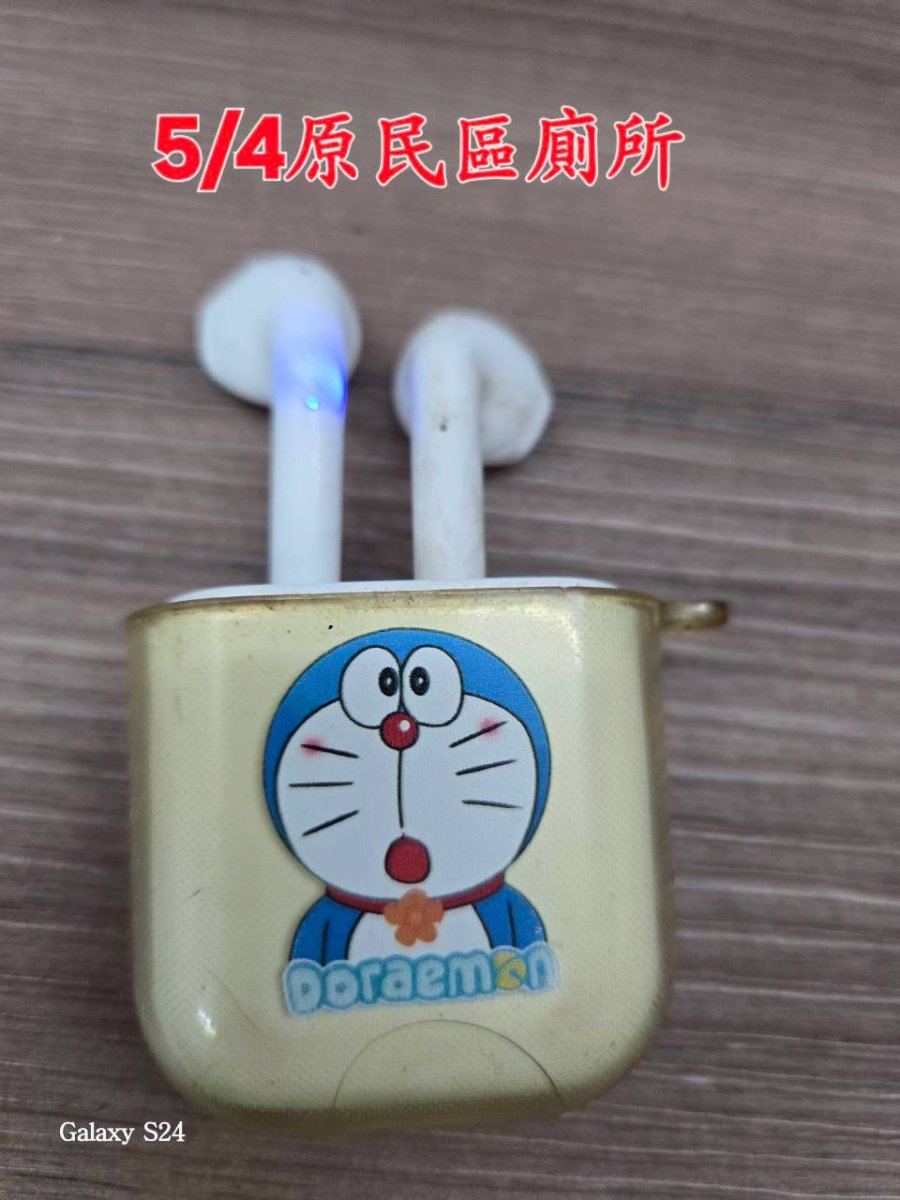 多拉a夢耳機