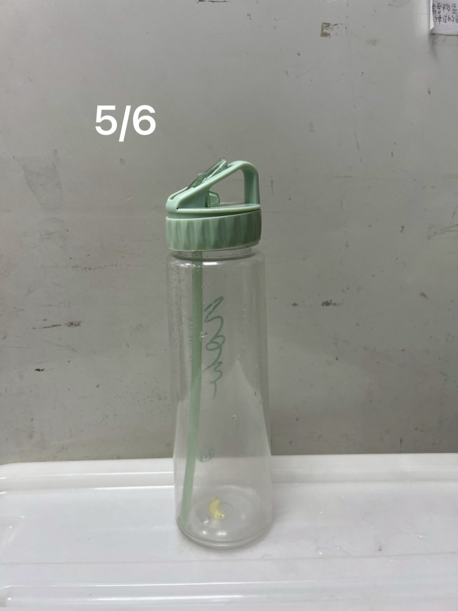 綠色冷水瓶